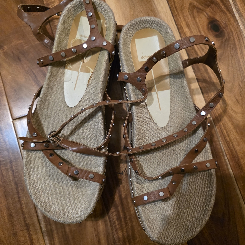 Dolce Vita Sandles. Size 10,Gently Used Sandle